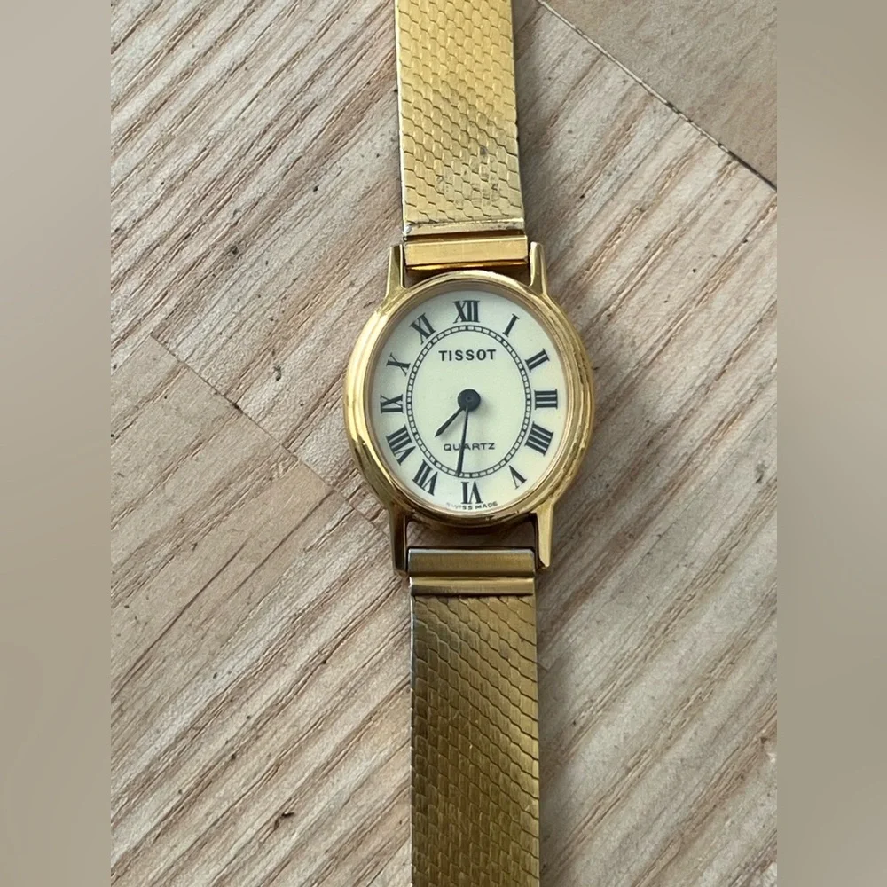 Tissot Gold Plated Super Rare Luxury Vintage Ladies Watch Gold Bracelet